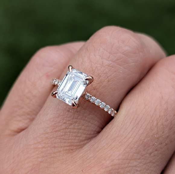 14 Karat Solid Rose Gold Emerald Lab Diamond Engagement Ring - Picture 5 of 7